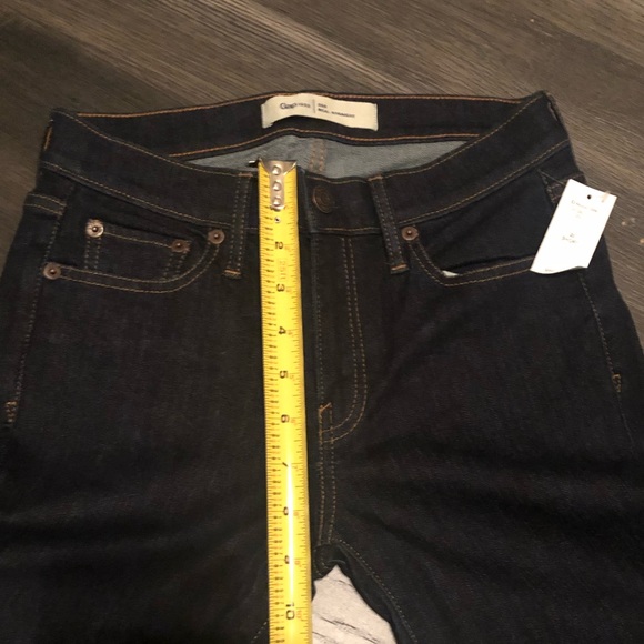 NWT Gap Straight Leg Jeans - Picture 8 of 9